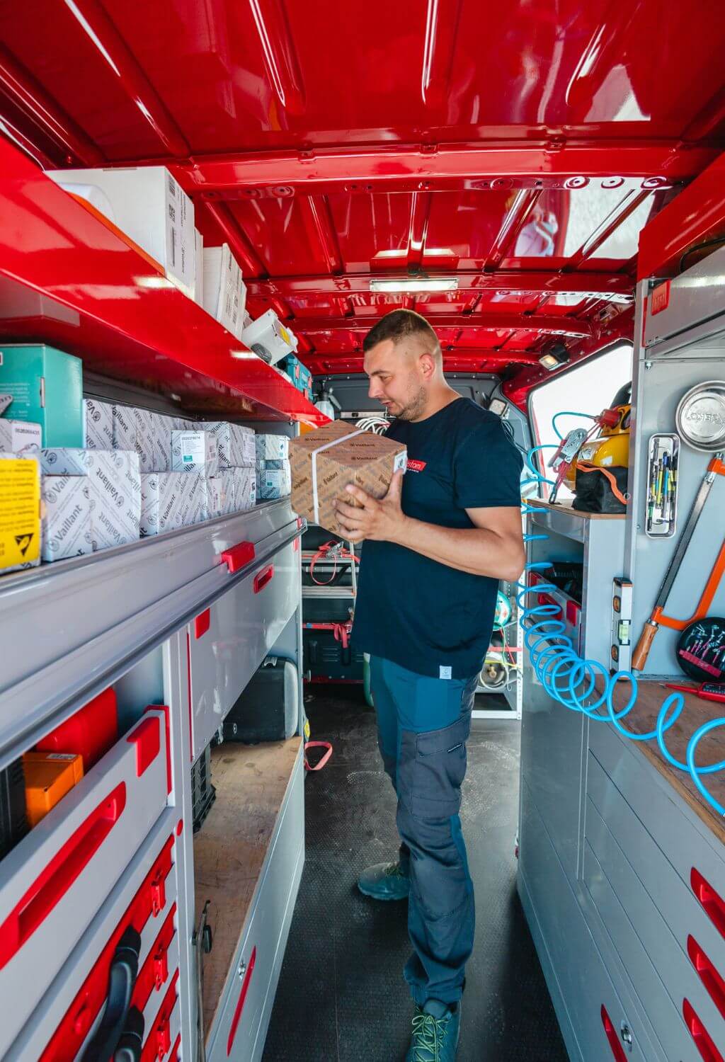 mobilny serwis vertom wnętrze naszego wozu serwisowego