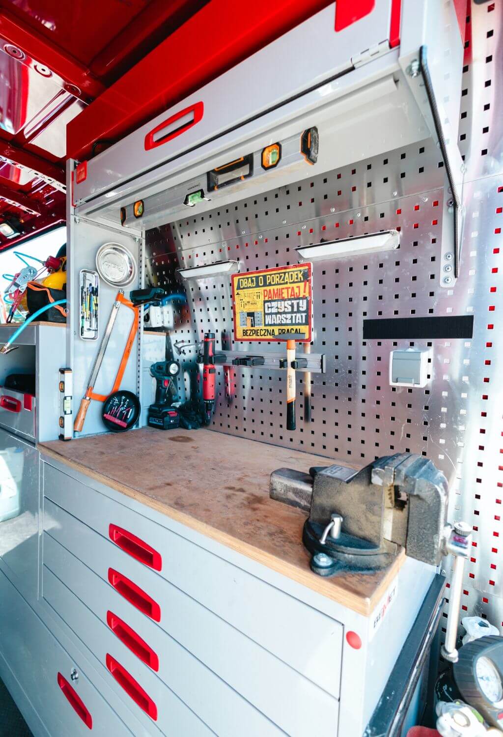 Wyposażenie naszego mobilnego warsztatu serwisowego